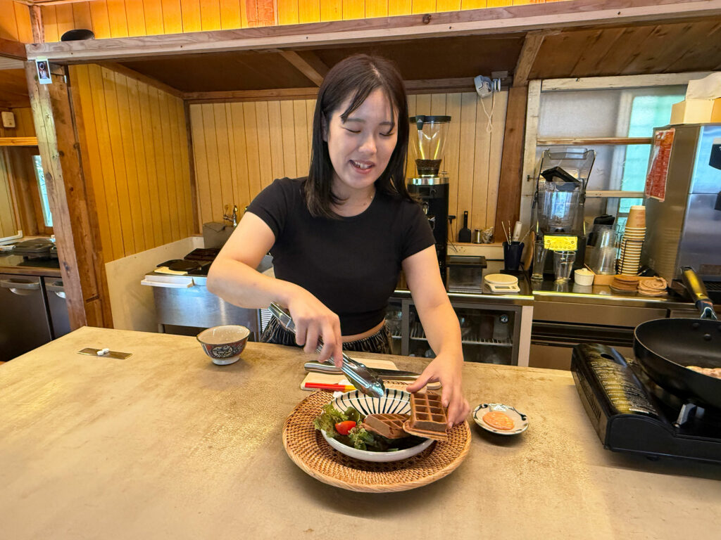 ふらっと寄りたい。高良の住宅街に佇む古民家カフェ『そばにコーヒー ソバコ』｜那覇市高良