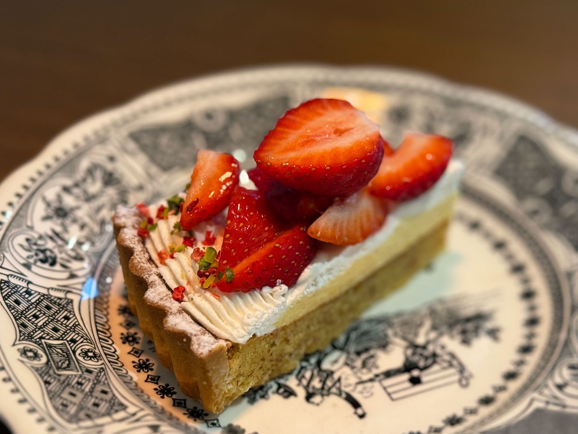 季節のフルーツタルトや焼き菓子がおいしいケーキカフェ『CHAINON』｜那覇市小禄