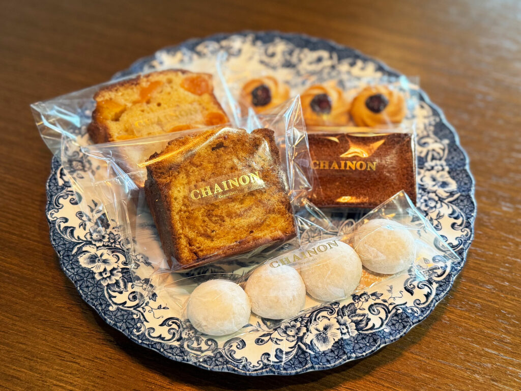 季節のフルーツタルトや焼き菓子がおいしいケーキカフェ『CHAINON』|那覇市小禄