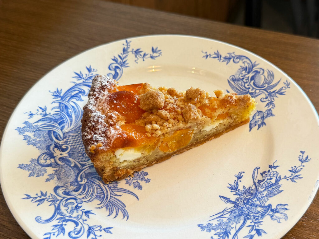 季節のフルーツタルトや焼き菓子がおいしいケーキカフェ『CHAINON』|那覇市小禄