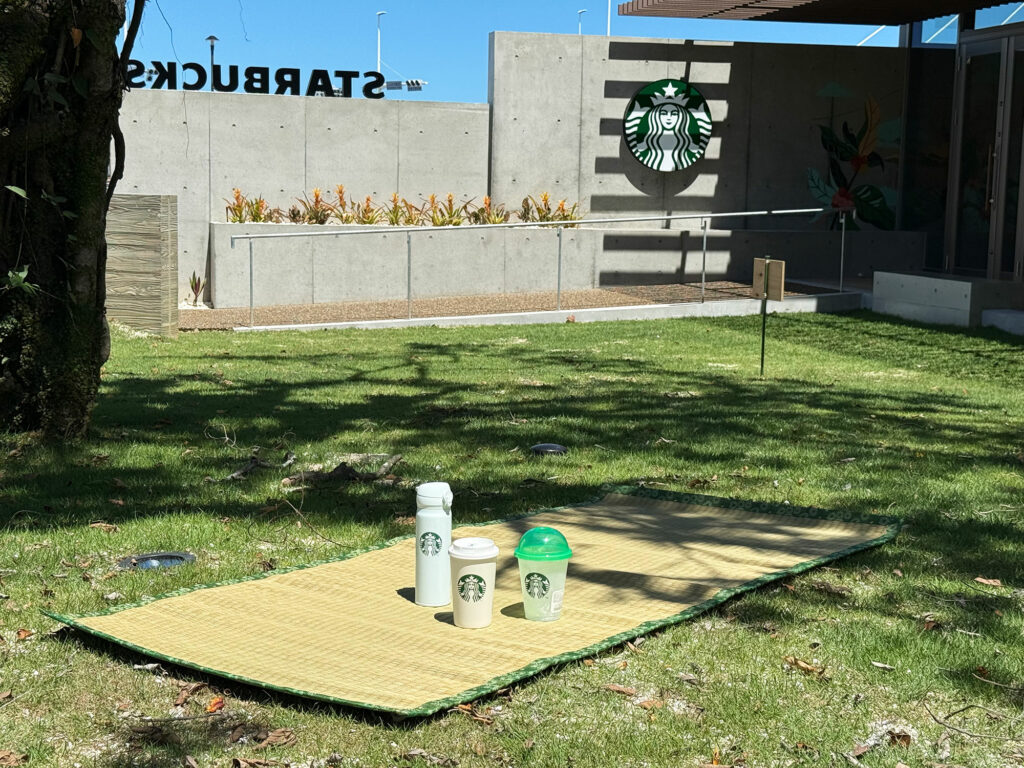 沖縄県内初の公園内店舗『スターバックス コーヒー 那覇鏡原店』が2025年9月1日オープン|那覇市鏡原町漫湖公園内