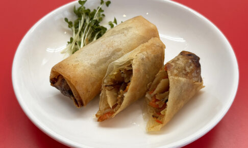 アツアツ!パリパリ!具沢山の揚げたて春巻きの専門店『飲茶てんてん』|那覇市小禄