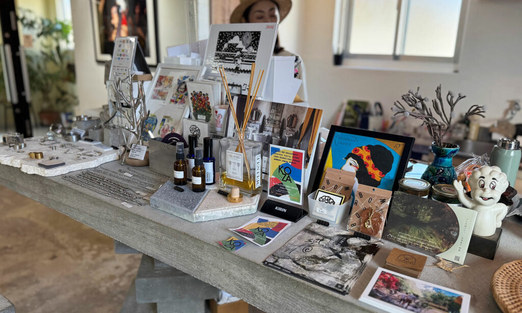 アートギャラリー&ショップ『HONNO PARK（ホンノパーク）』で気軽にアートに触れよう｜那覇市小禄