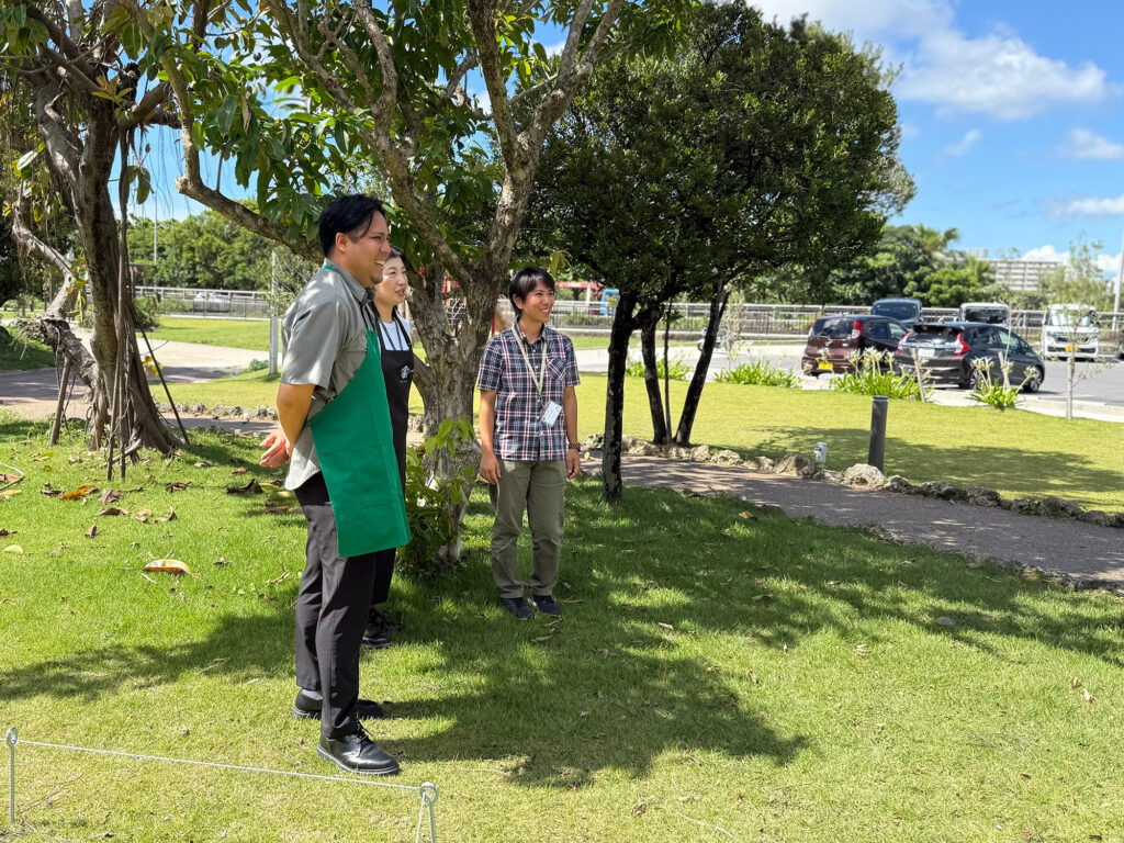 漂着ゴミのアートから”地域の未来”を考えつなぐ『つなご・みらいアートプロジェクト』|那覇市鏡原町漫湖公園